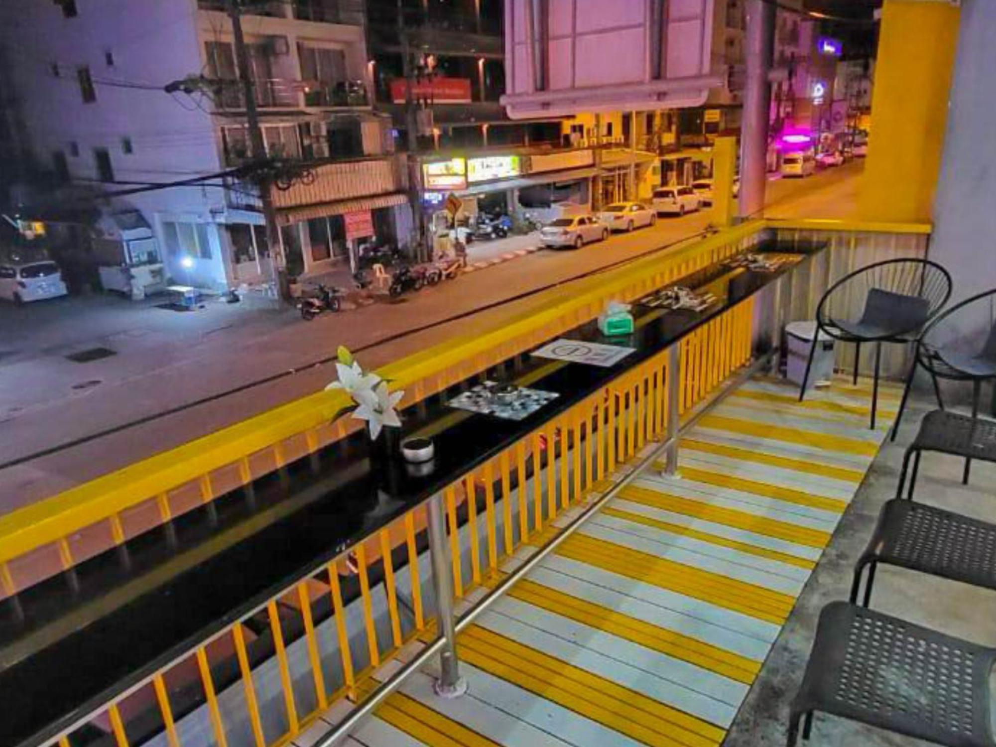 The Thai Guesthouse And Hostel Patong Extérieur photo